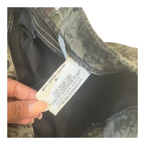 SOFIA jeans by Sofia Vergara Women SZ XL Paula Jogger Pull On Pant Camo Print - Picture 5 of 13